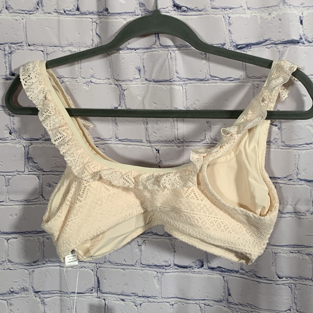 Andie Swim Women Hydra Bikini Top Cream Crochet Ruffle Boho Festival Beach M NWT - Picture 6 of 7